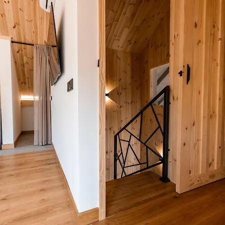 Veres Hill Holiday home Tukhlya